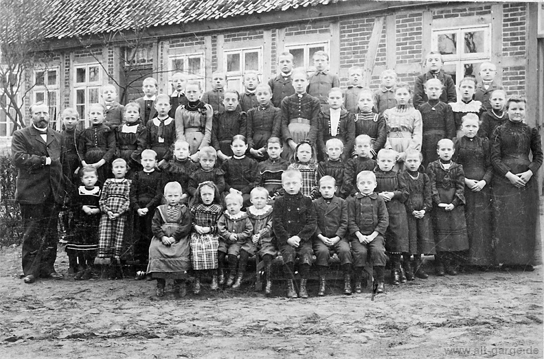 Schulklassen 1902 / 1903